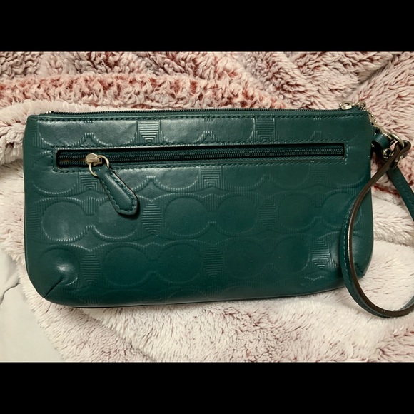 Leather coach wristlet - Picture 2 of 3